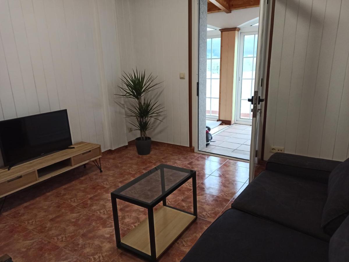 Casa da Costa - Piso con galería y terraza con vistas al mar Cedeira Exterior foto